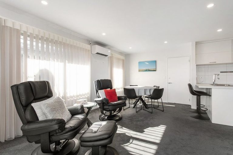 Photo of property in 1/20 Highsted Road, Bishopdale, Christchurch, 8053