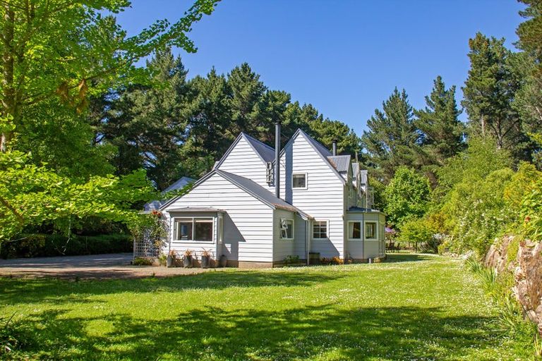 Photo of property in 1305 Opaki Kaiparoro Road, Mauriceville, Masterton, 5882