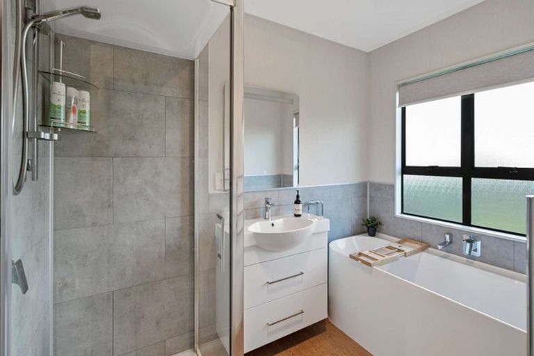 Photo of property in 44 Dickens Street, Owhata, Rotorua, 3010