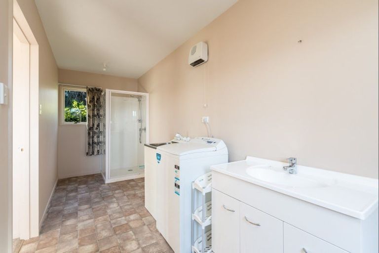 Photo of property in 16 Arnott Street, Portobello, Dunedin, 9014