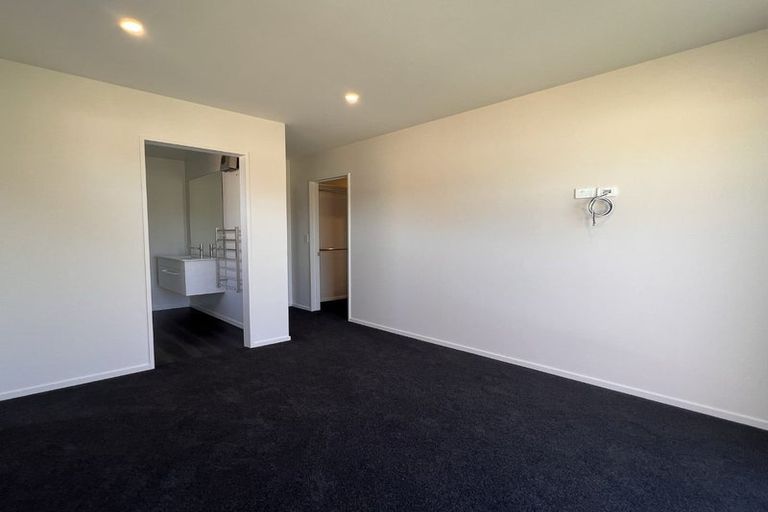 Photo of property in 132 Shillingford Boulevard, Rolleston, 7615
