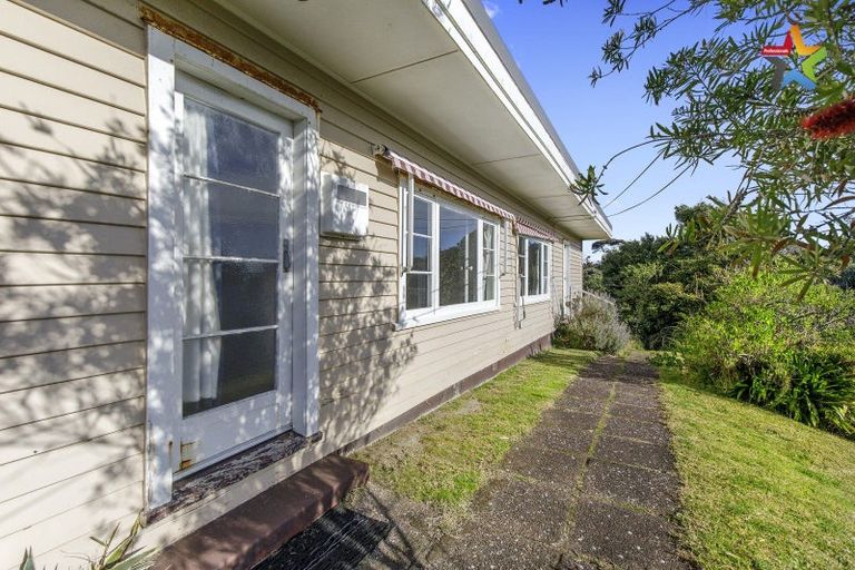 Photo of property in 67 Tasman Road, Otaki Beach, Otaki, 5512