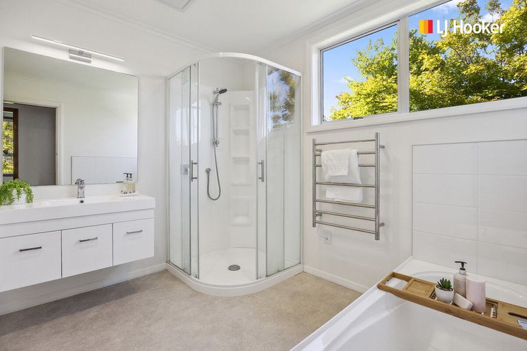 Photo of property in 126 Musselburgh Rise, Musselburgh, Dunedin, 9013