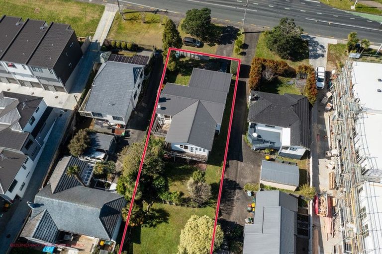 Photo of property in 192 Forrest Hill Road, Forrest Hill, Auckland, 0620