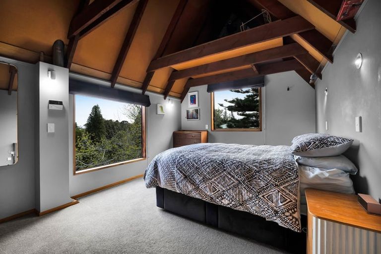 Photo of property in 73d Govett Avenue, Frankleigh Park, New Plymouth, 4310