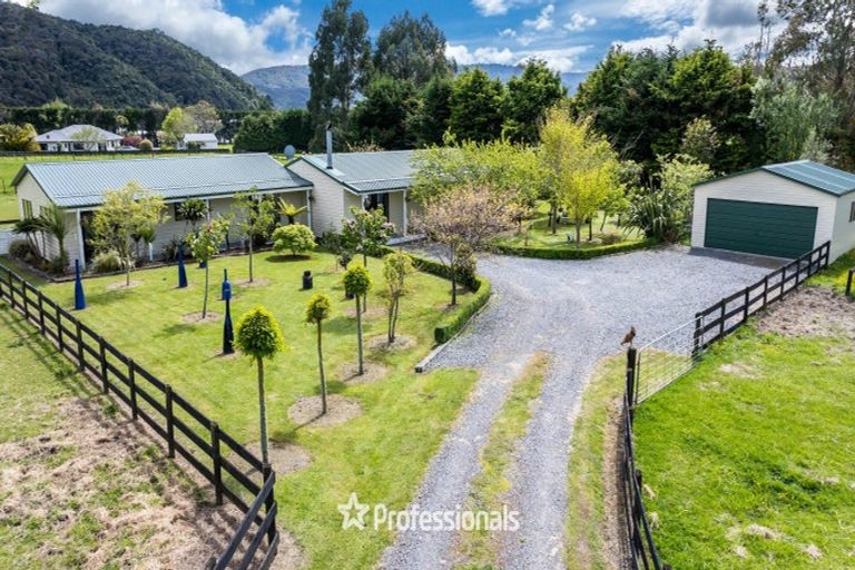 Photo of property in 1138b Maymorn Road, Maymorn, Upper Hutt, 5018