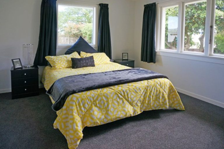 Photo of property in 12 Carron Street, Waverley, Invercargill, 9810