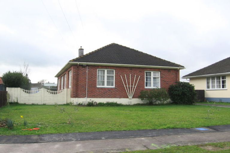 Photo of property in 39 Rangiora Avenue, Roslyn, Palmerston North, 4414