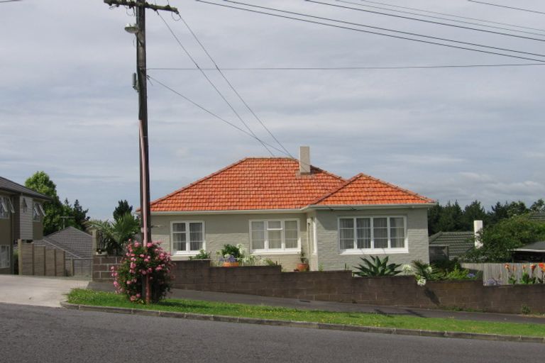 Property details for 30a Fairlands Avenue, Waterview, Auckland, 1026