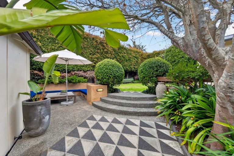 Photo of property in 13 Cameron Street, Takapuna, Auckland, 0622
