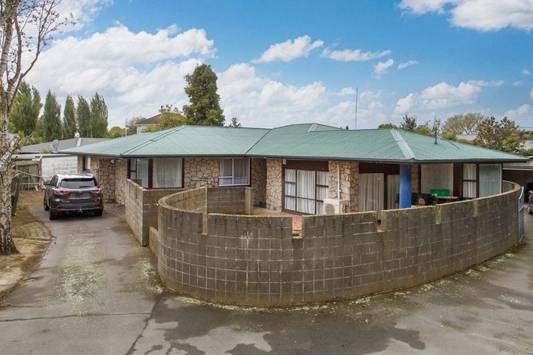 Photo of property in 17 Woodham Courts, Linwood, Christchurch, 8062