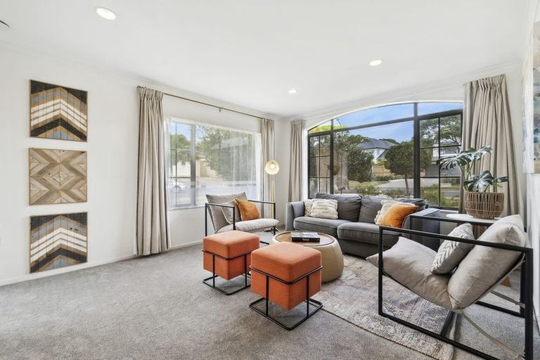 Photo of property in 23 Delmont Close, East Tamaki Heights, Auckland, 2016