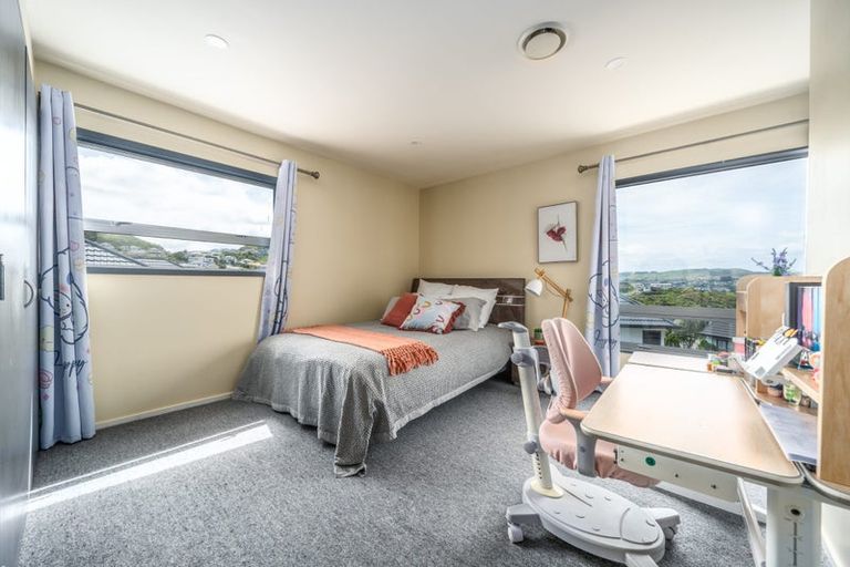Photo of property in 54 Amesbury Drive, Churton Park, Wellington, 6037