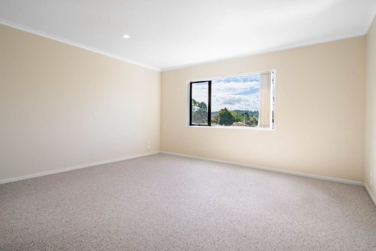 Photo of property in 54a Candia Road, Swanson, Auckland, 0614