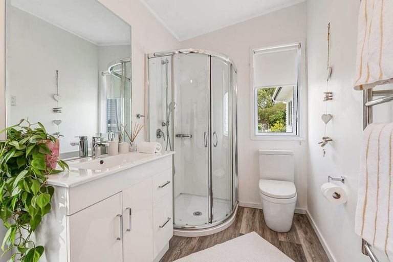 Photo of property in 2744 Kaipara Coast Highway, Glorit, Warkworth, 0984