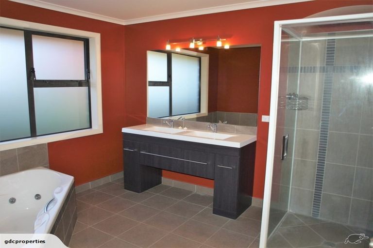 Photo of property in 17 Honiss Place, Cambridge, 3434