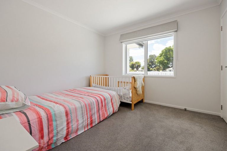 Photo of property in 1/11 Walsh Street, Forest Lake, Hamilton, 3200