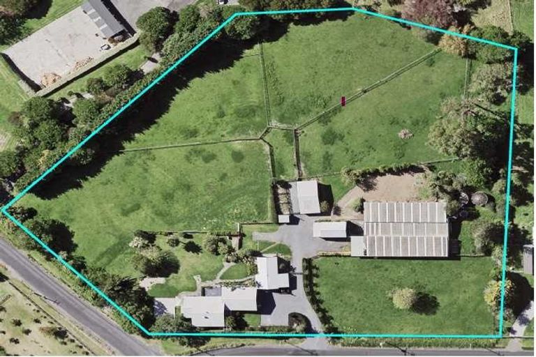 Photo of property in 80 Broomfields Road, Whitford, Howick, 2571