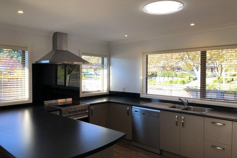 Photo of property in 2 Bracken Mews, Pyes Pa, Tauranga, 3112