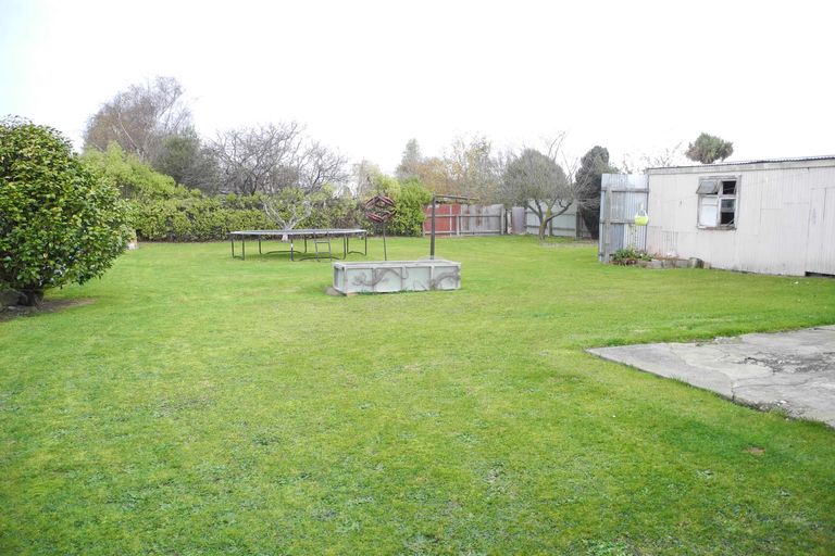 Photo of property in 51 Rhodes Street, Waimate, 7924