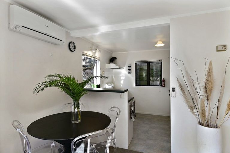 Photo of property in 26b Rhine Street, Island Bay, Wellington, 6023