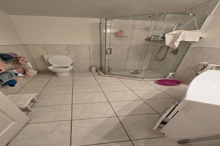 Photo of property in 5 Huia Place, Hutt Central, Lower Hutt, 5010