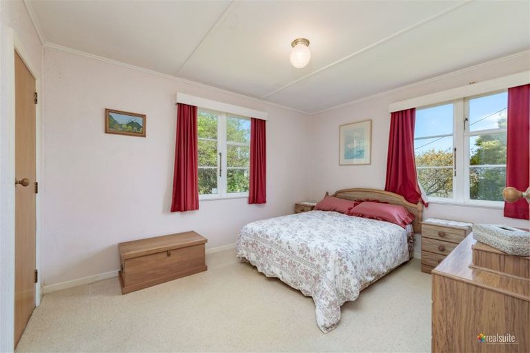Photo of property in 200 Whites Line East, Waiwhetu, Lower Hutt, 5010