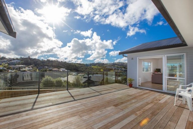 Photo of property in 19 Ariel Place, Snells Beach, 0920