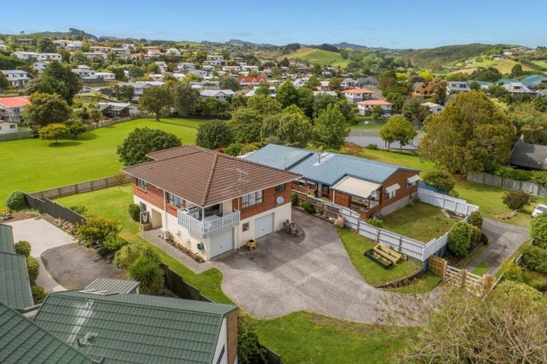 Photo of property in 107 Victory Street, Welcome Bay, Tauranga, 3112