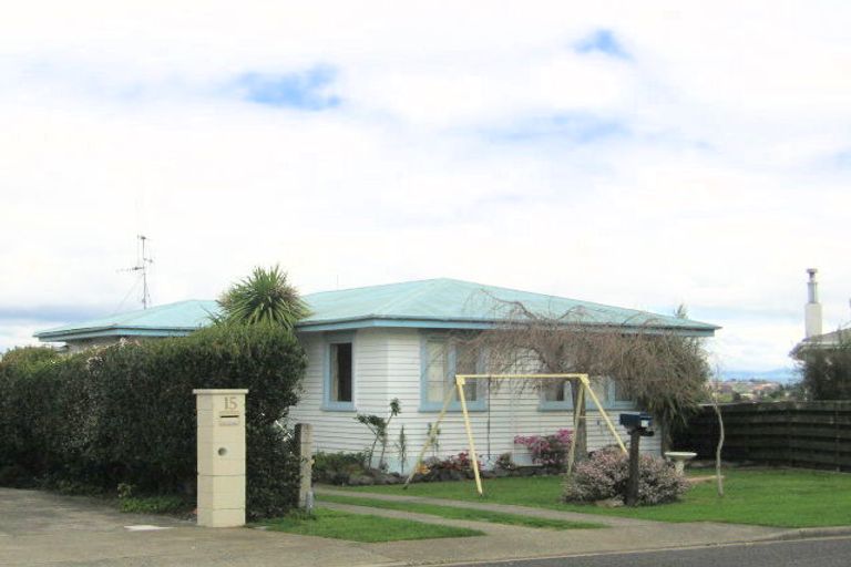 Photo of property in 13 Stratford Place, Otumoetai, Tauranga, 3110