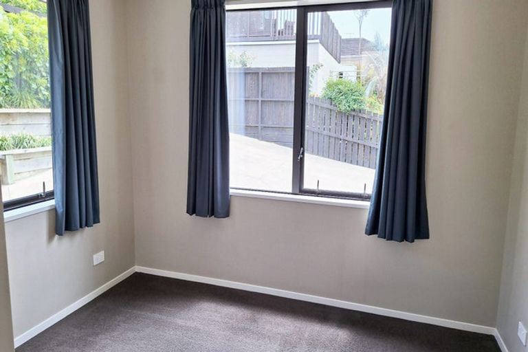 Photo of property in 59 Litten Road, Cockle Bay, Auckland, 2014