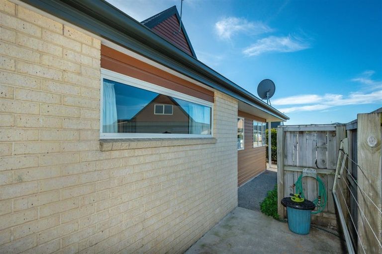 Photo of property in Rivertown Villas, 150 Williams Street, Kaiapoi, 7630
