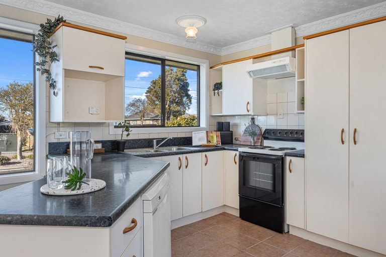 Photo of property in 109 Carisbrooke Street, Aranui, Christchurch, 8061