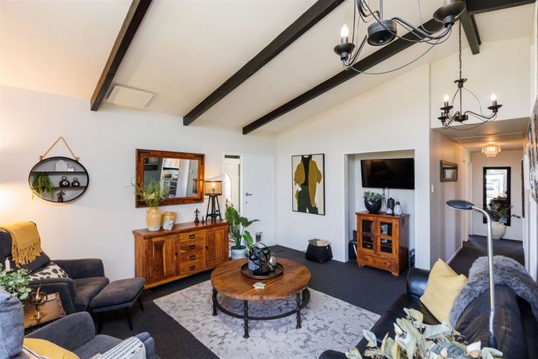 Photo of property in 7 Dampier Avenue, Awapuni, Palmerston North, 4412