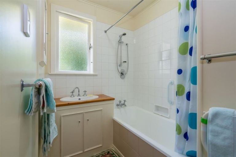 Photo of property in 54 Greenacres Street, Macandrew Bay, Dunedin, 9014