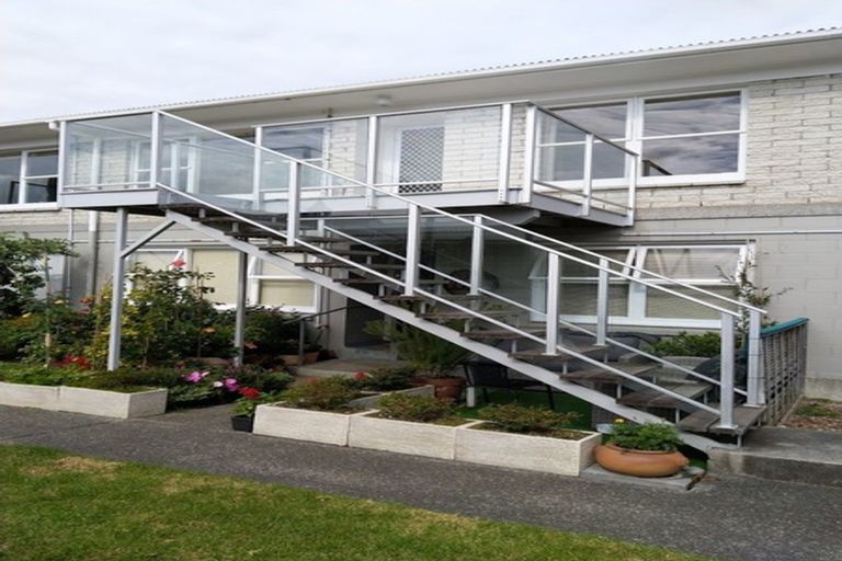 Photo of property in 15/16 Queens Parade, Devonport, Auckland, 0624