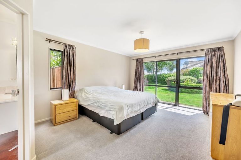 Photo of property in 90 Russell Robertson Drive, Havelock North, 4130