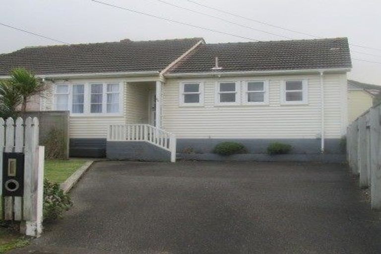 Photo of property in 24 Bannister Avenue, Johnsonville, Wellington, 6037