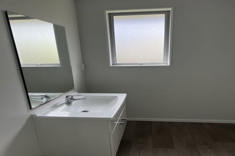 Photo of property in 7b Newland Grove, Henderson, Auckland, 0610