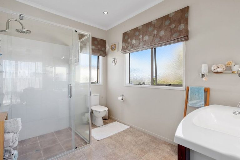 Photo of property in 122b Powdrell Road, Thornton, Whakatane, 3193