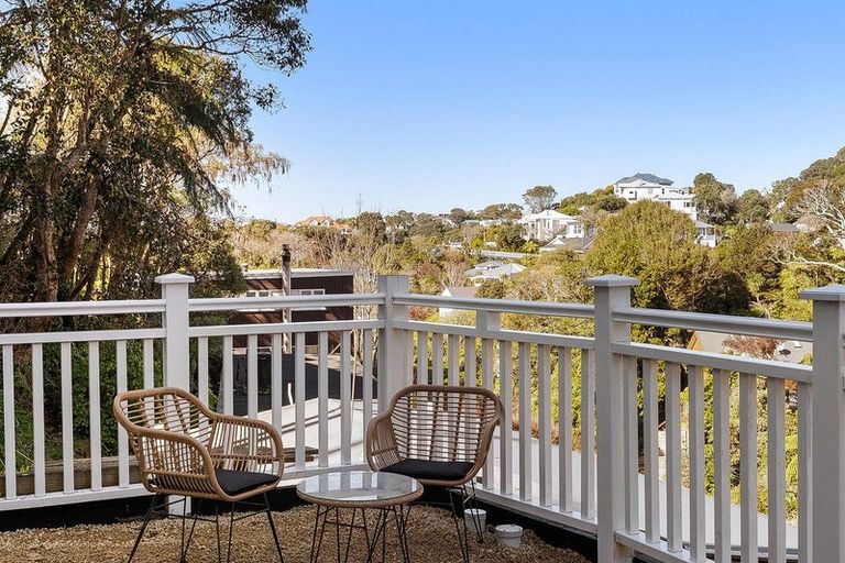 Photo of property in 28 Crieff Street, Northland, Wellington, 6012