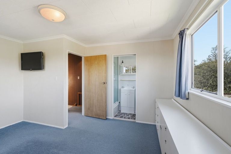 Photo of property in 2/16 Kawau Crescent, Bromley, Christchurch, 8062