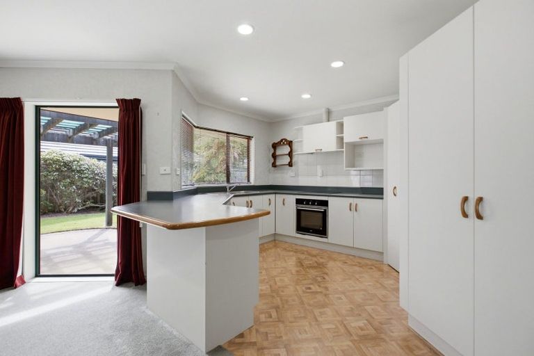 Photo of property in 4 Saltwood Lane, Bethlehem, Tauranga, 3110