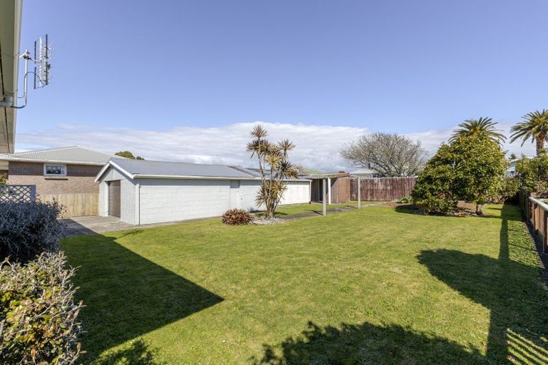 Photo of property in 25 Battiscombe Terrace, Waitara, 4320