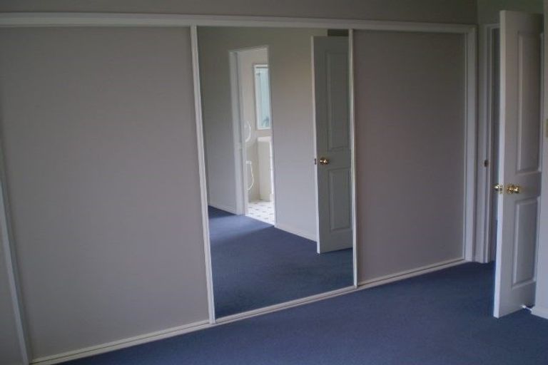 Photo of property in 8 Kotuku Crescent, Woolston, Christchurch, 8023