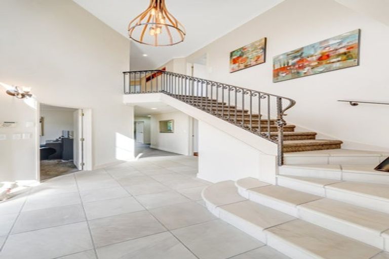 Photo of property in 49 Westerham Drive, Dannemora, Auckland, 2016