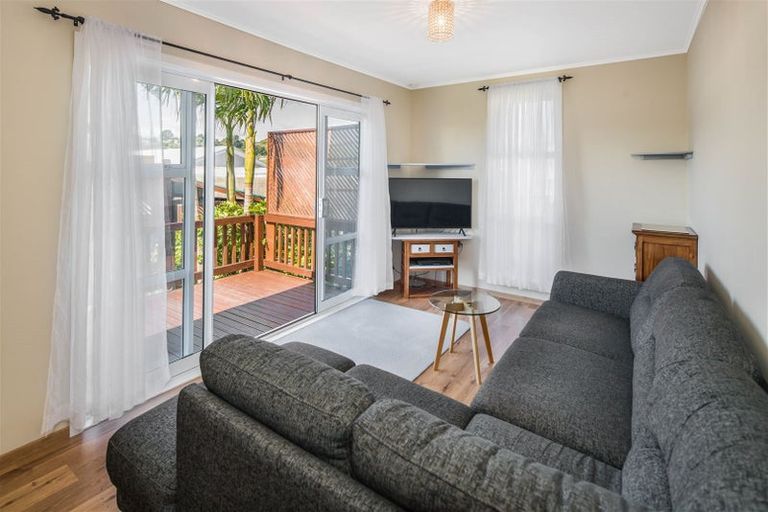 Photo of property in 6 Stipulate Place, Ascot Park, Porirua, 5024