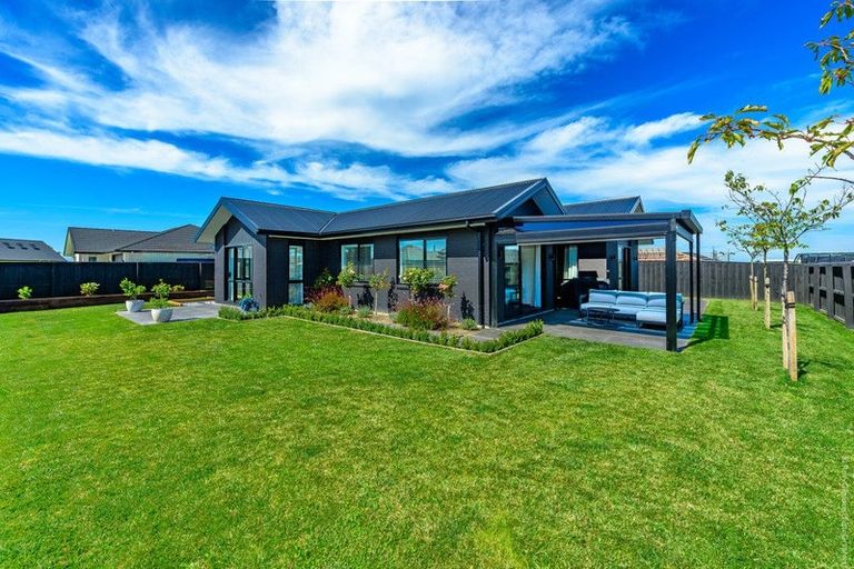 Photo of property in 8 Chelsea Lane, Rolleston, 7615