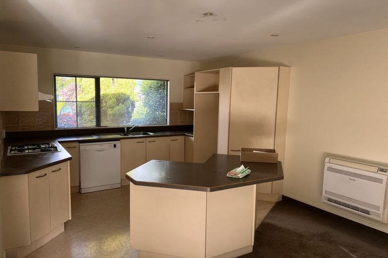 Photo of property in 1 Santa Teresa Court, Paraparaumu Beach, Paraparaumu, 5032