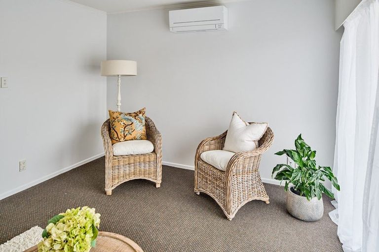 Photo of property in 3/14 Jillett Street, Titahi Bay, Porirua, 5022